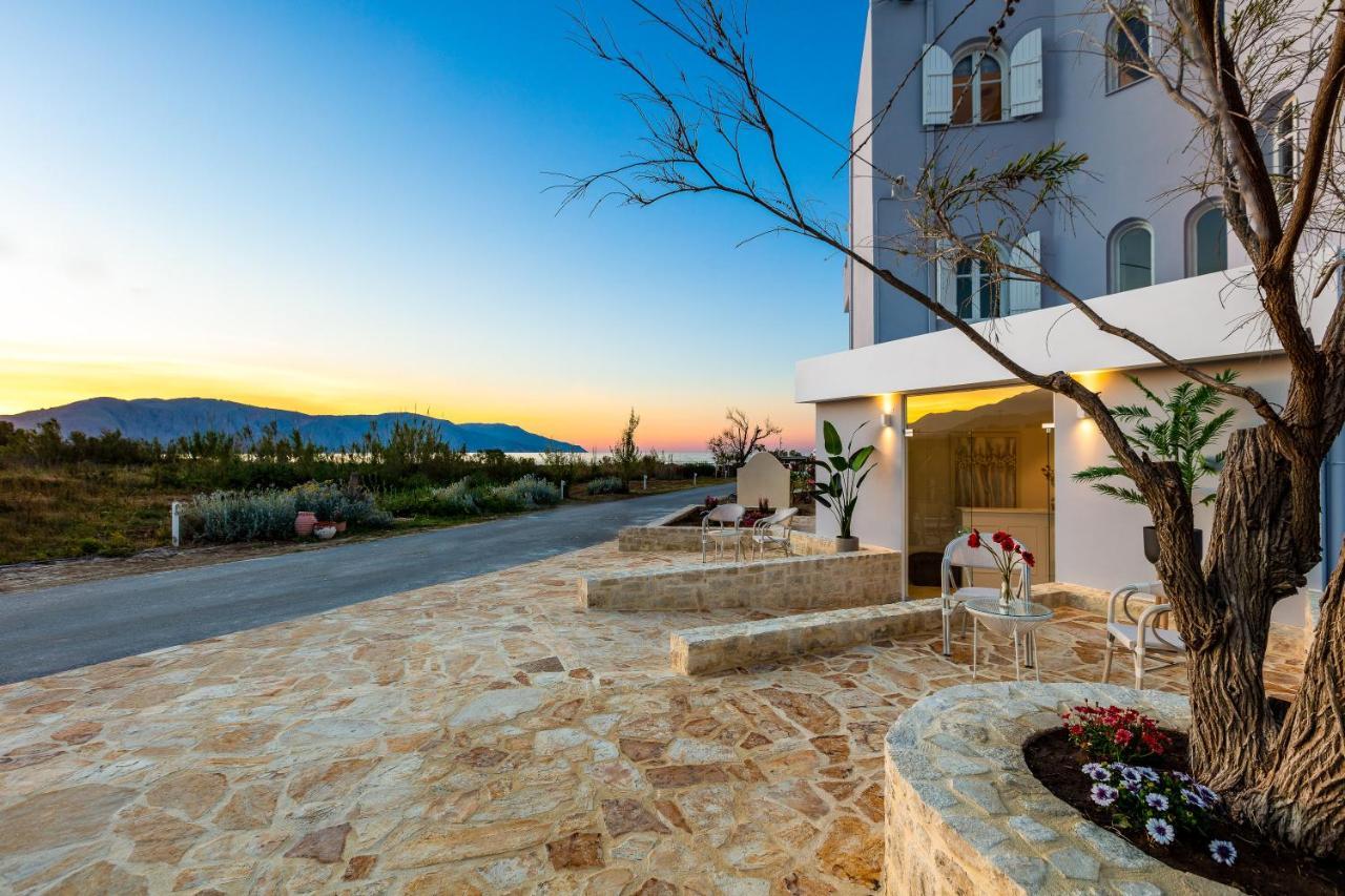 Pinelopi Beach Suites Jeorjoúpoli Eksteriør bilde
